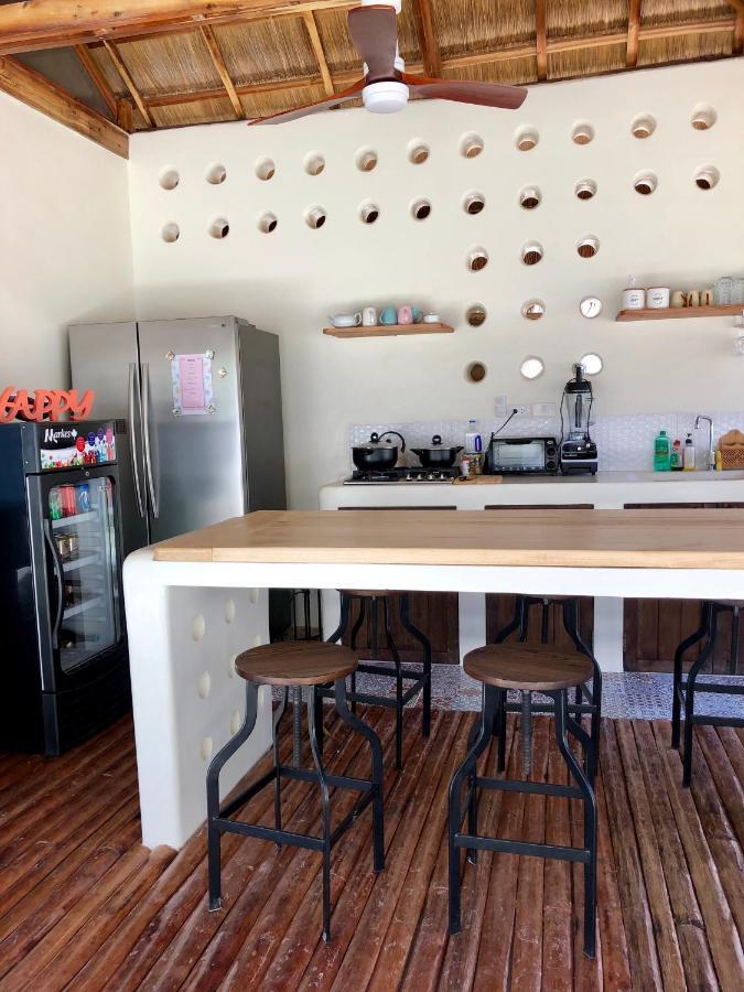 Parrots Boutique Resort سان فيسنتي المظهر الخارجي الصورة