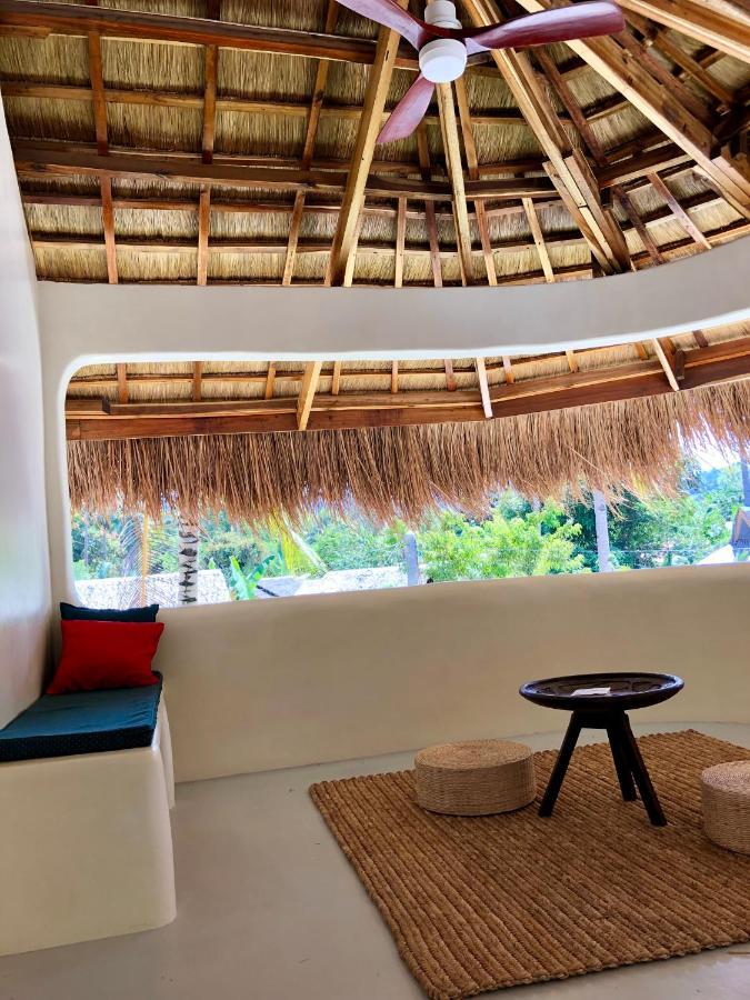 Parrots Boutique Resort سان فيسنتي المظهر الخارجي الصورة