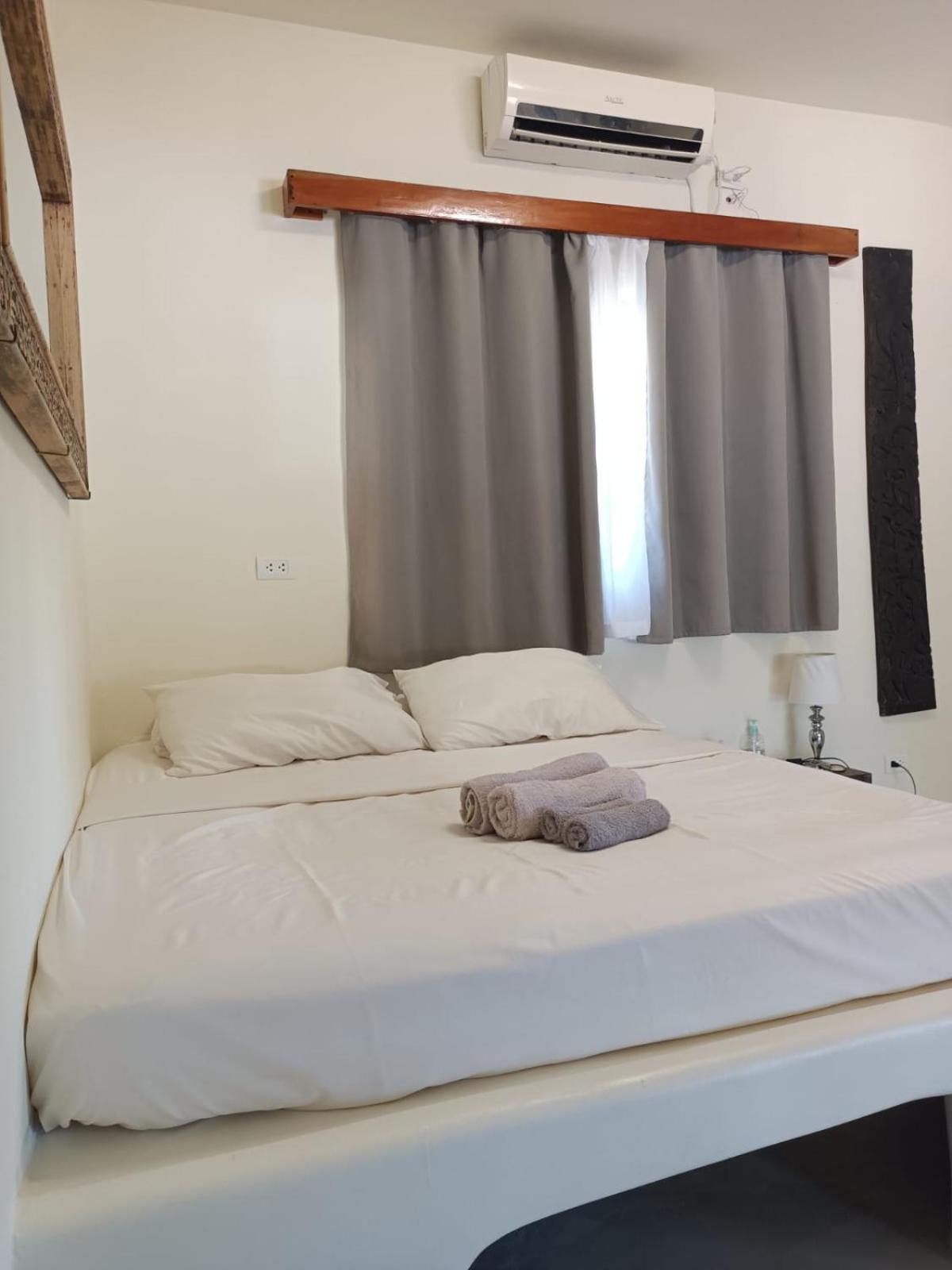 Parrots Boutique Resort سان فيسنتي المظهر الخارجي الصورة