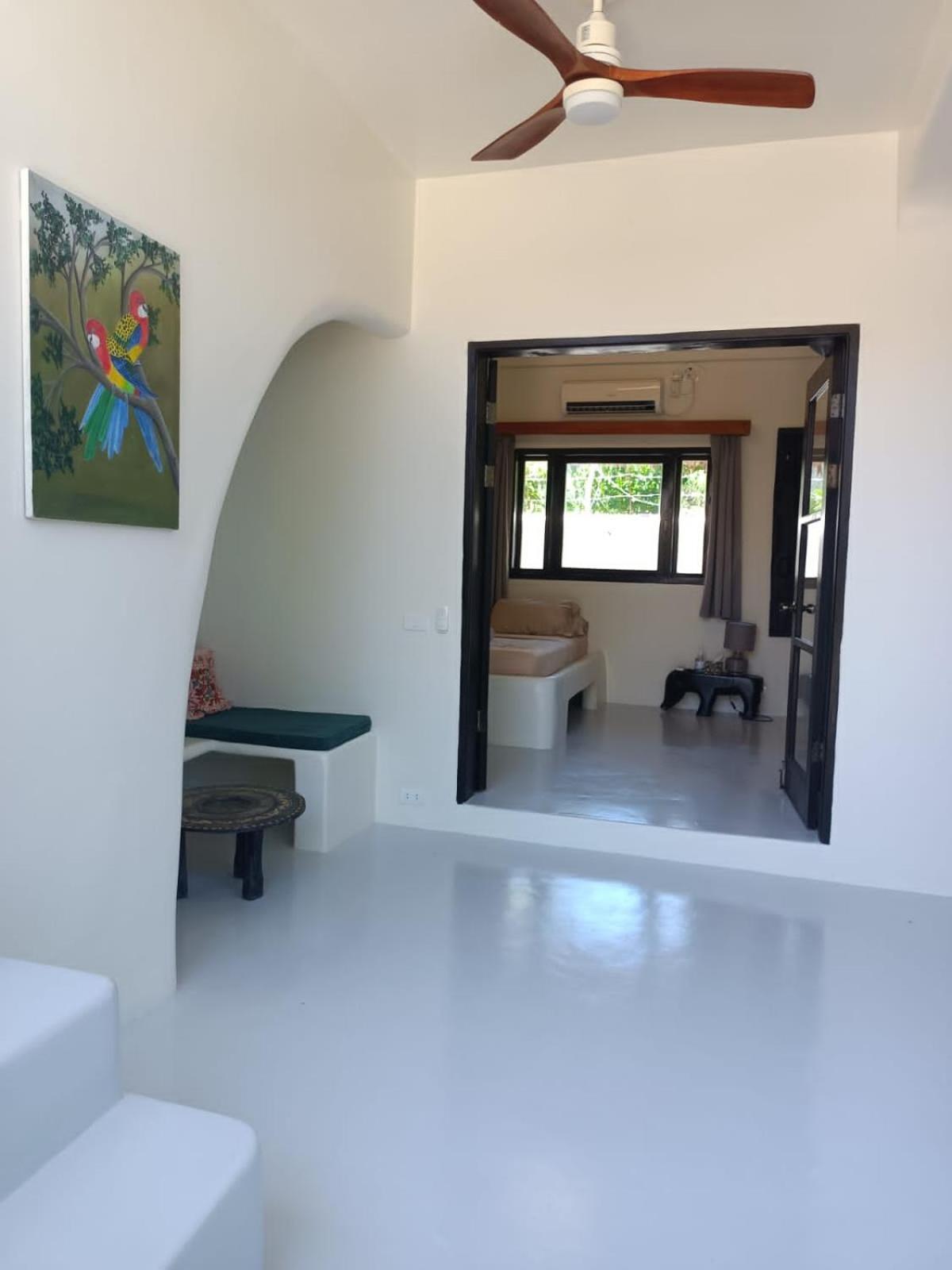 Parrots Boutique Resort سان فيسنتي المظهر الخارجي الصورة