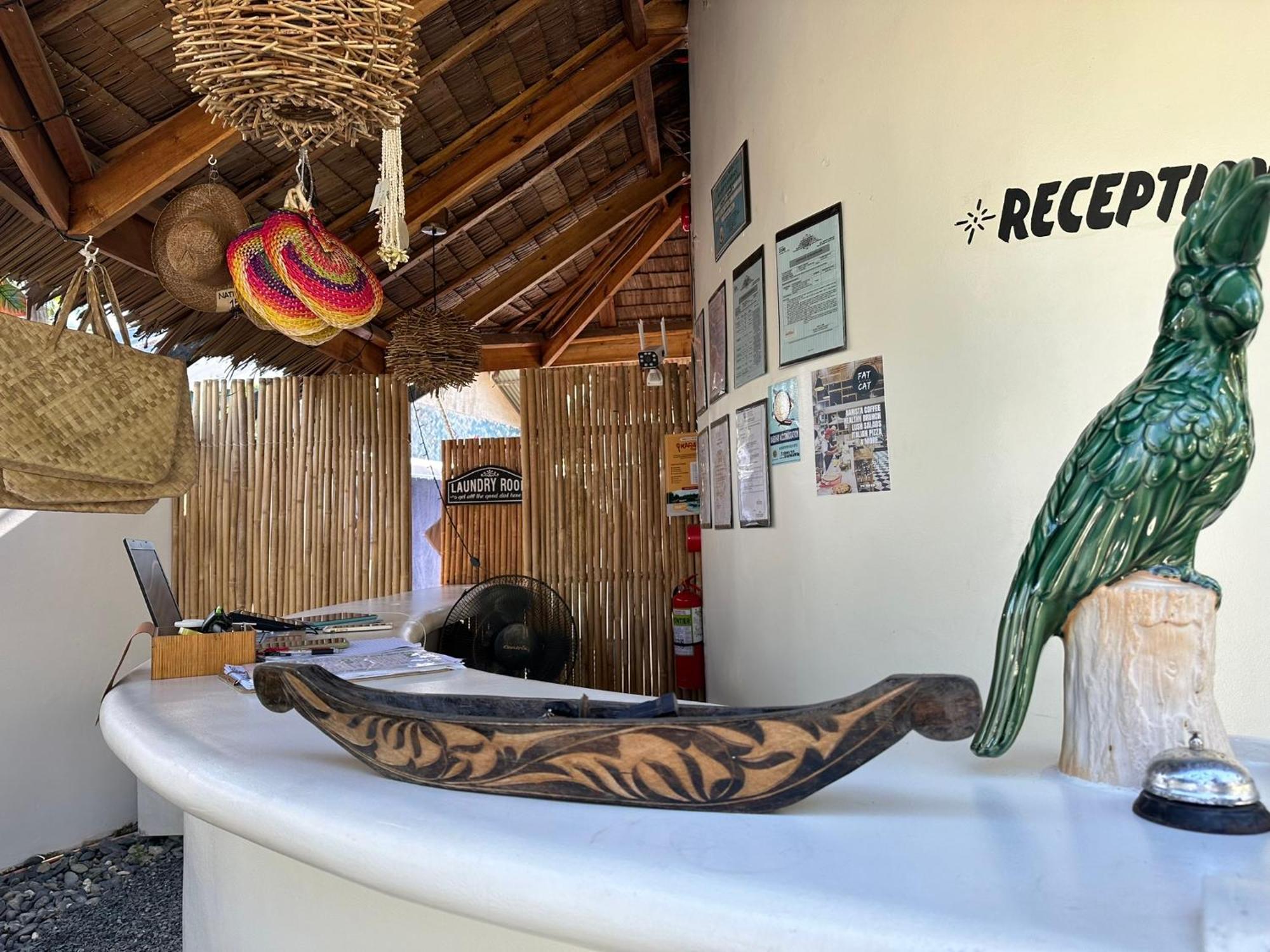 Parrots Boutique Resort سان فيسنتي المظهر الخارجي الصورة